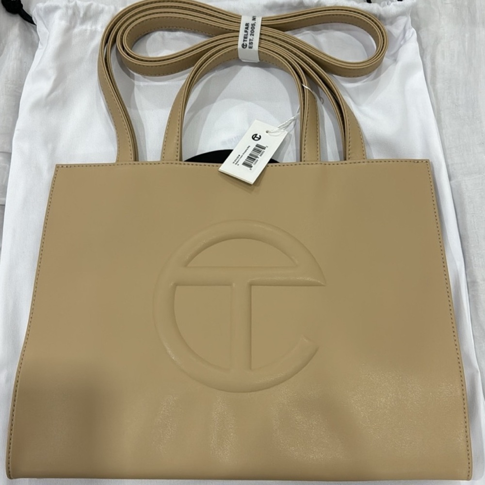 NEW w/ tags - Telfar Medium Bag in Cream